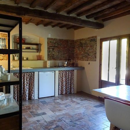 Agriturismo Anna-Rosa Legoli Eksteriør billede