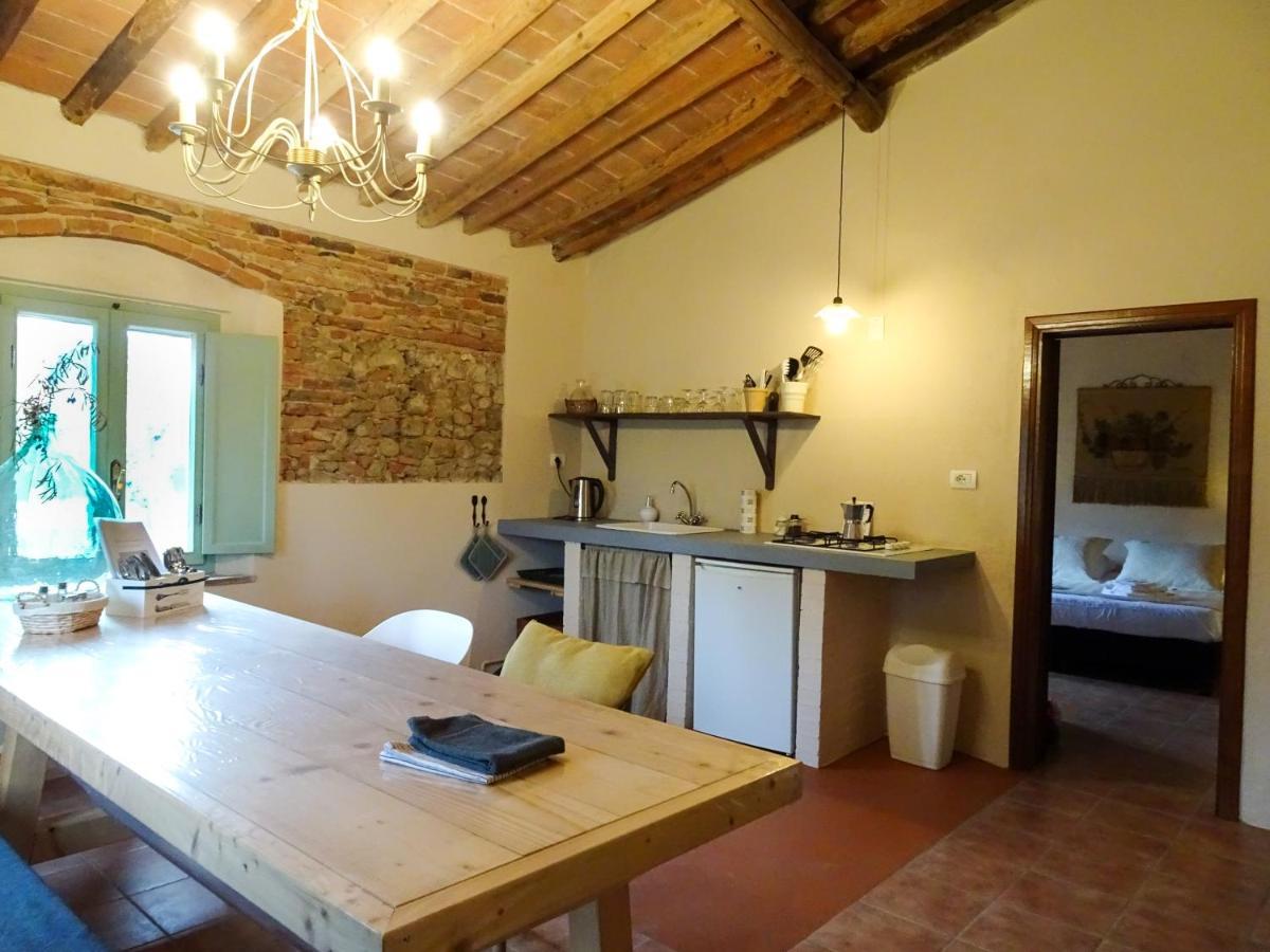 Agriturismo Anna-Rosa Legoli Eksteriør billede