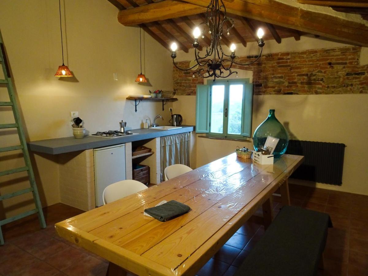 Agriturismo Anna-Rosa Legoli Eksteriør billede