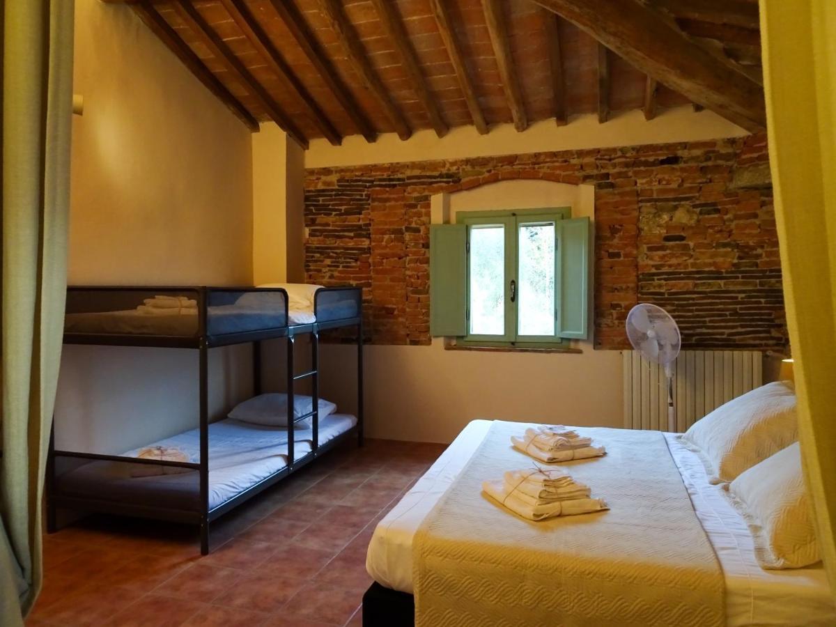 Agriturismo Anna-Rosa Legoli Eksteriør billede