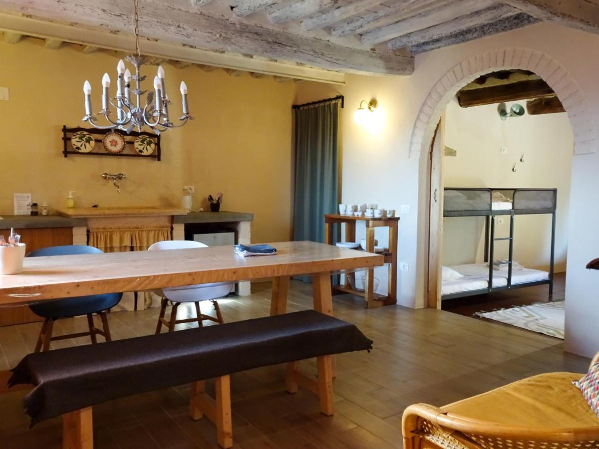 Agriturismo Anna-Rosa Legoli Eksteriør billede