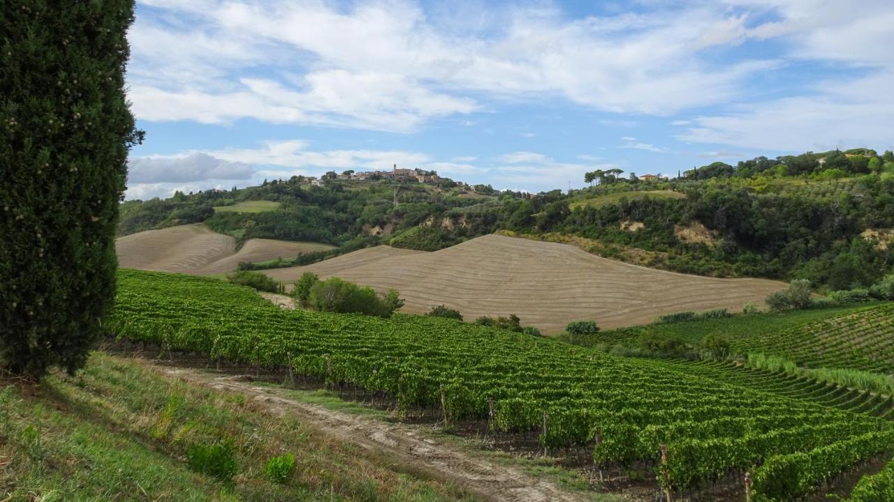 Agriturismo Anna-Rosa Legoli Eksteriør billede