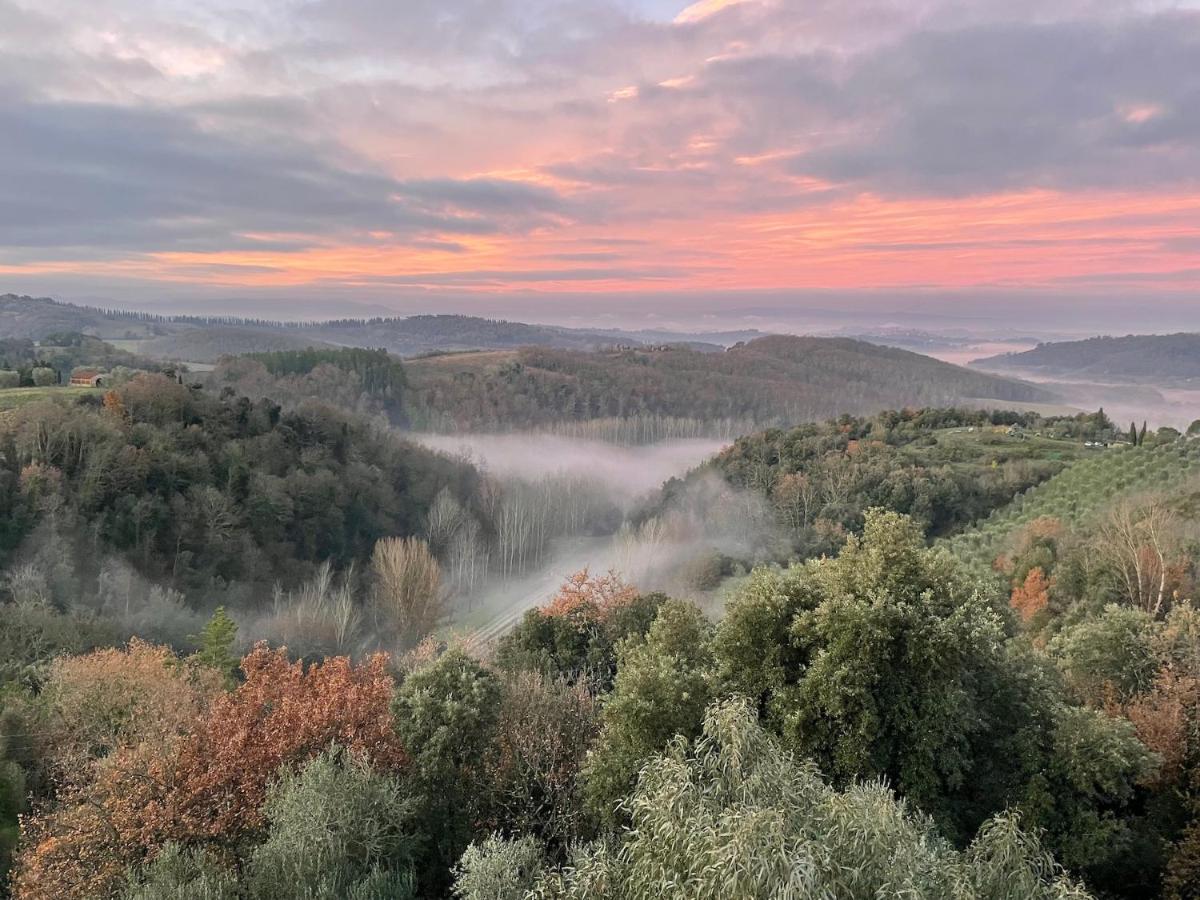 Agriturismo Anna-Rosa Legoli Eksteriør billede